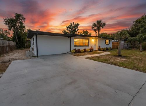 4112 W Fairview Hts, TAMPA, FL, 33616-1215 | Card Image