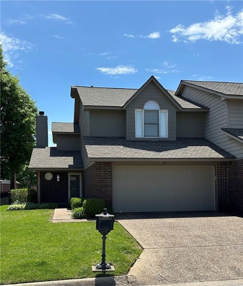 27 W La Quinta Ct, Rogers, AR, 72758-9569 | Card Image