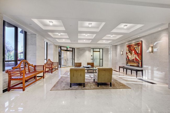 Rear Lobby | Image 27