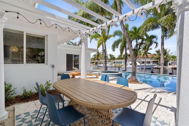2513 Se 12 Th St, House other with 3 bedrooms, 3 bathrooms and null parking in Pompano Beach FL | Image 43
