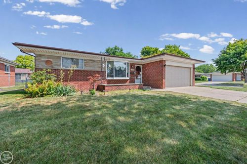 11963 Farnum Ave, Warren, MI, 48093-4693 | Card Image