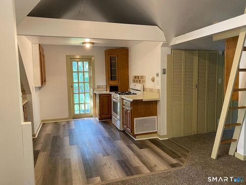 44A Wolfpits Rd, Bethel, CT, 06801-2951 | Card Image