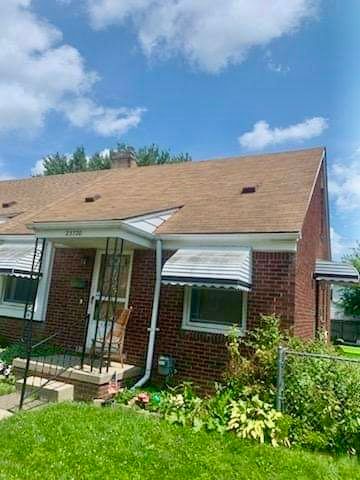 Brittany Ave, Eastpointe, MI 48021