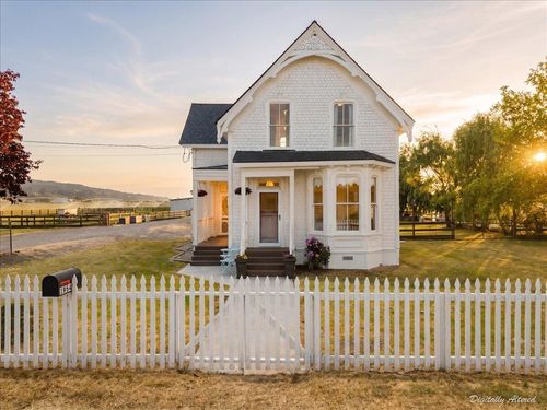 1954 California St, Ferndale, CA, 95536-9501 | Card Image