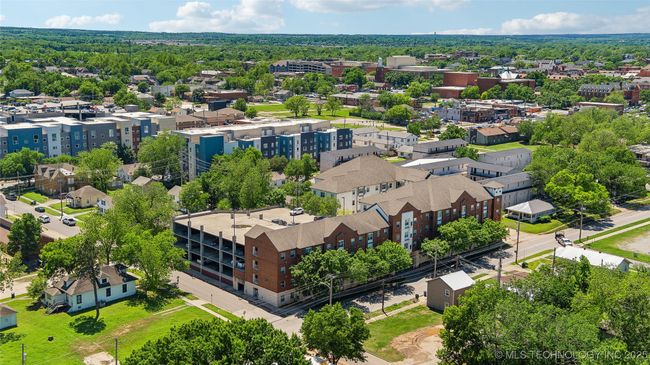 APT-209 - 251 W Miller Ave, Condo with 2 bedrooms, 2 bathrooms and null parking in Stillwater OK | Image 32