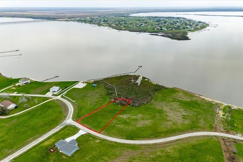 398 Windswept Dr, Port Lavaca, TX, 77979-5454 | Card Image