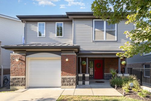 39 19th St, Newport, KY, 41071-2703 | Card Image