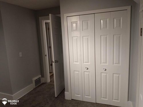 1032 Maginn Ct, Mount Morris, MI, 48458-1759 | Card Image