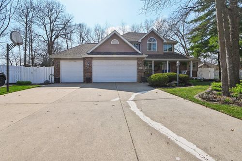 5037 Crane Ct, Schererville, IN, 46375-3424 | Card Image