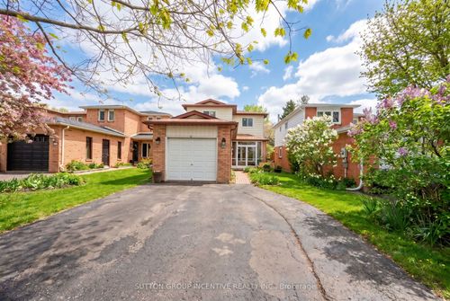 113 Garden Dr, Barrie, ON, L4N5T9 | Card Image