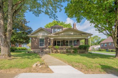 208 College St, House other with 4 bedrooms, 3 bathrooms and null parking in Woodbury TN | Image 2