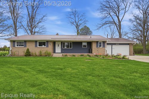 1612 Saint Marys Ct, Essexville, MI, 48732-1565 | Card Image