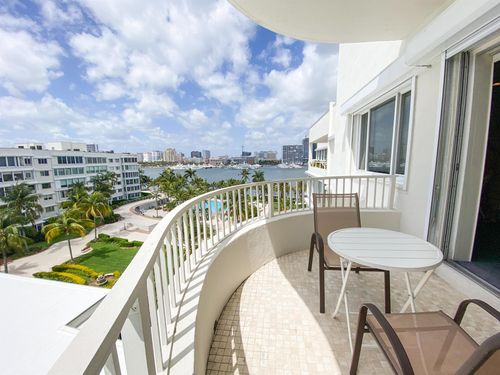 610a-44 Cocoanut Row, Palm Beach, FL, 33480-4069 | Card Image