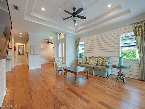 9008 Isla Bella Cir, BONITA SPRINGS, FL, 34135-7197 | Card Image