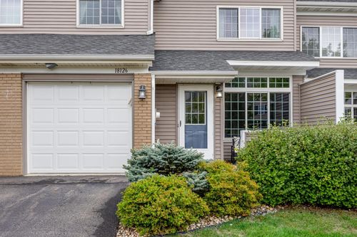 18126 Settlers Way, Eden Prairie, MN, 55347-1036 | Card Image