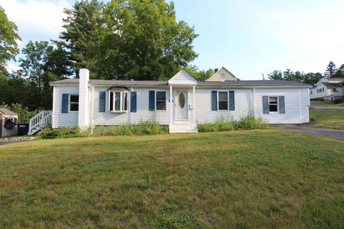 10 Beacon St, Derry, NH, 03038-2257 | Card Image