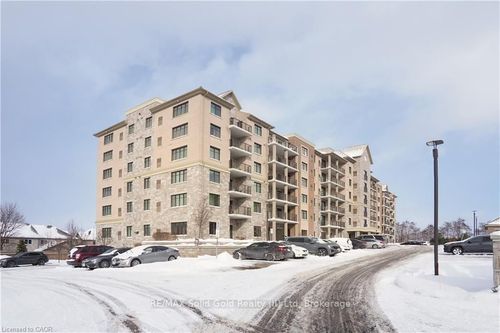 305-778 Laurelwood Dr, Waterloo, ON, N2V0G3 | Card Image