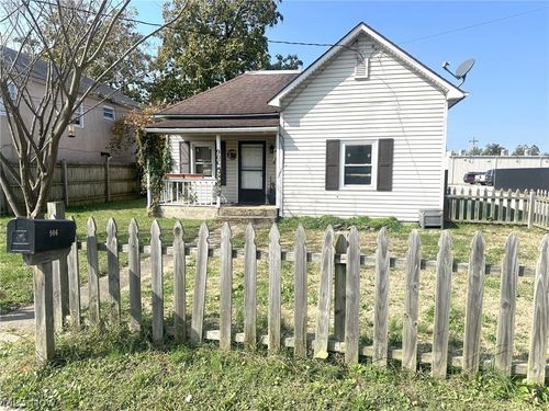 906 Neal Street, Parkersburg, WV, 26101 | Card Image