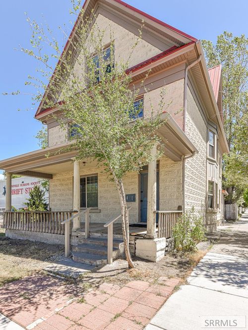400 N Eastern Ave, Idaho Falls, ID, 83402-3724 | Card Image