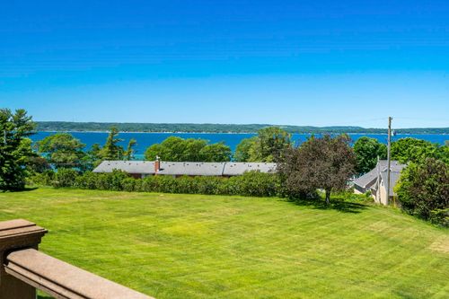 240 Peninsula Hills Dr, Traverse City, MI, 49686-1663 | Card Image