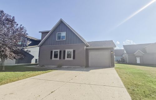 290 240th Ave, Arnolds Park, IA, 51331 | Card Image