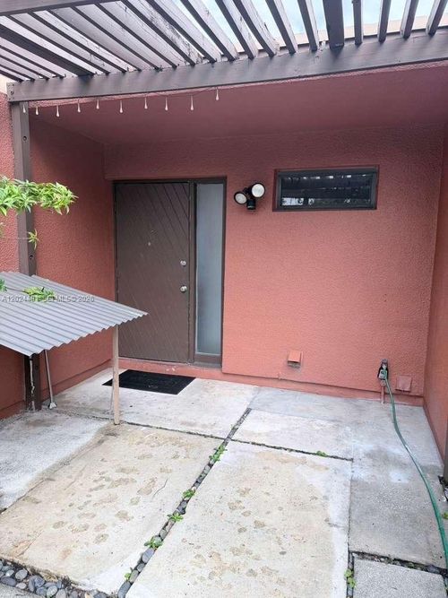 10343 Greenhouse Rd, Pembroke Pines, FL, 33026-3274 | Card Image