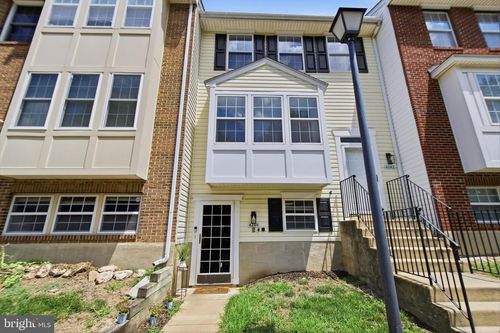 5-4240 Applegate Ln, SUITLAND, MD, 20746-3063 | Card Image