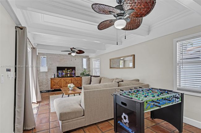 1635 Se 8 Th Ave, House other with 3 bedrooms, 2 bathrooms and null parking in Deerfield Beach FL | Image 13