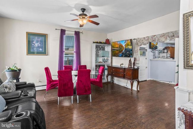 600 W Bacon St, Townhouse with 3 bedrooms, 1 bathrooms and null parking in POTTSVILLE PA | Image 7