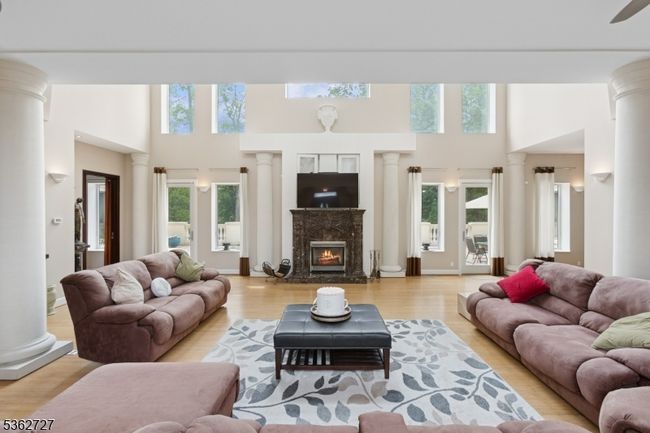 27 Mare Haven Ct, House other with 5 bedrooms, 4 bathrooms and null parking in North Brunswick NJ | Image 7