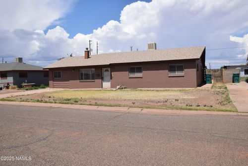 601 N Cottonwood Ave, Winslow, AZ, 86047-4021 | Card Image