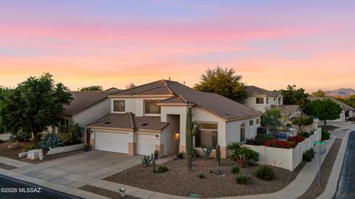 12884 N Pioneer Way, Oro Valley, AZ, 85755 | Card Image