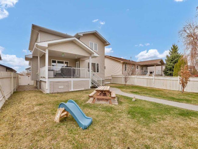 9 Sundown Close Sw, Home with 4 bedrooms, 3 bathrooms and 4 parking in Medicine Hat AB | Image 38