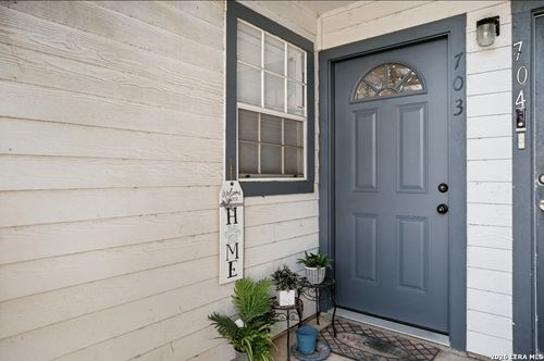 703-11311 Sir Winston St, San Antonio, TX, 78216-2483 | Card Image