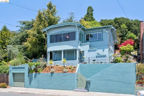 3042 Carlsen St, Oakland, CA, 94602 | Card Image