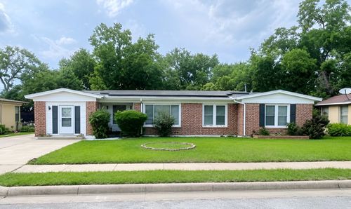 2125 Ridgeview St, Fort Worth, TX, 76119-3114 | Card Image