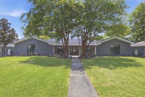 215 Orchard Dr, Lake Charles, LA, 70605-4443 | Card Image