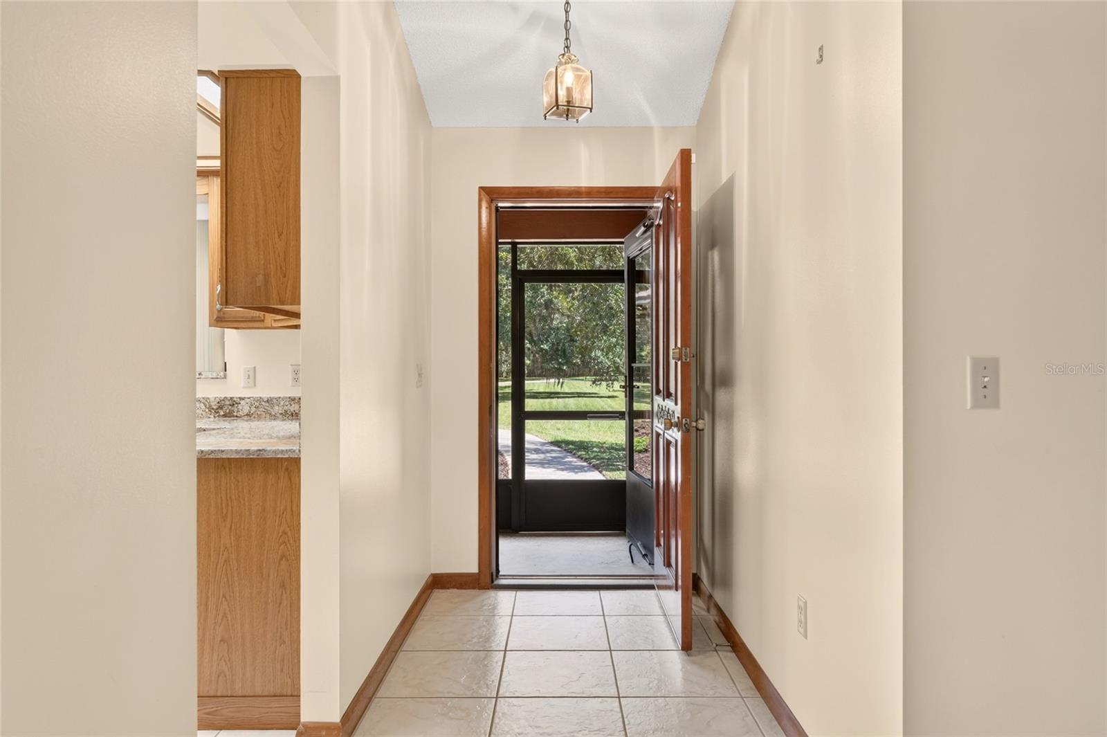 Residential in DUNNELLON 2