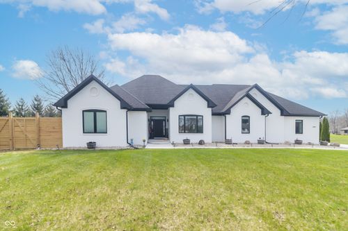 1715 Twin Oak Blvd, Greenfield, IN, 46140-9128 | Card Image