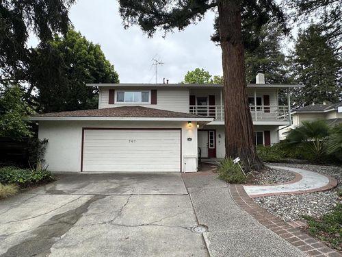 707 Charleston Ct, Palo Alto, CA, 94303-4701 | Card Image