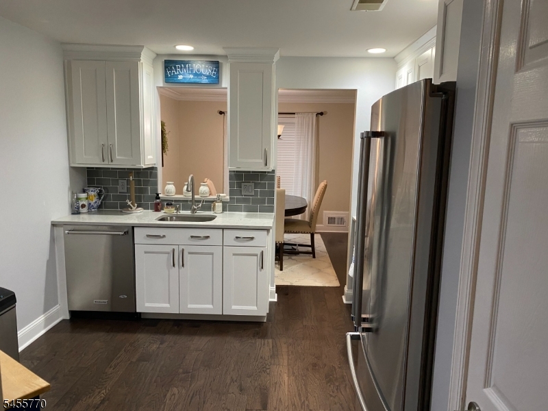 Residential Lease in Chatham Twp. 5