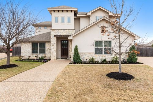 2204 Nicholas Street, Woodway, TX, 76712 | Card Image