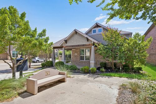 4016 Red Lynx Ln, Arlington, TX, 76005-1142 | Card Image