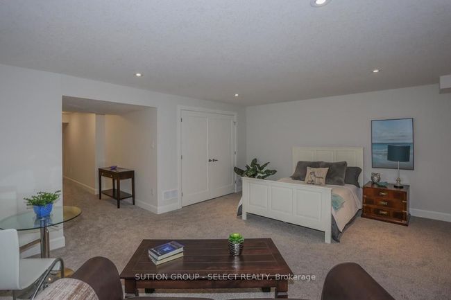 2 - 499 Sophia Cres, Condo with 3 bedrooms, 4 bathrooms and 1 parking in London ON | Image 20