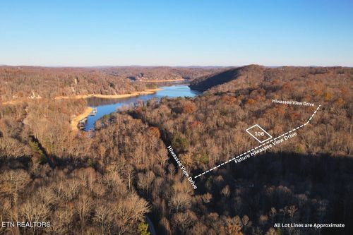 106 Hiwassee View Dr, Jacksboro, TN, 37757-4915 | Card Image
