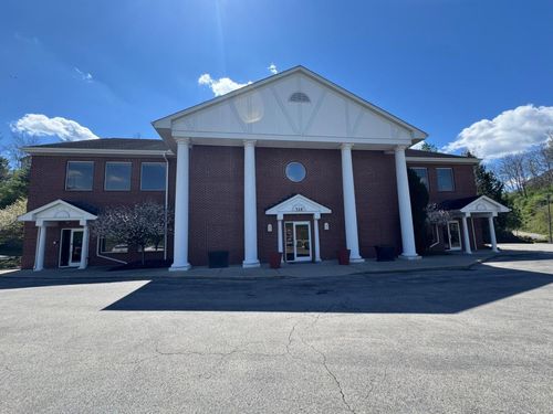 210-725 Alexandria Pike, Fort Thomas, KY, 41075-2168 | Card Image