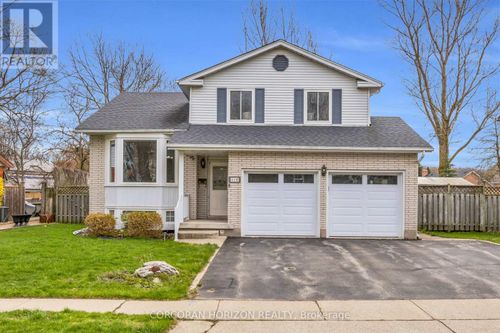 318 Burnett Avenue, Cambridge, ON, N1T1G6 | Card Image