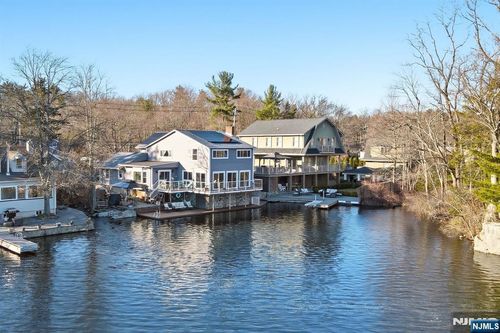 630 Warwick Tpke, Hewitt, NJ, 07421-2418 | Card Image