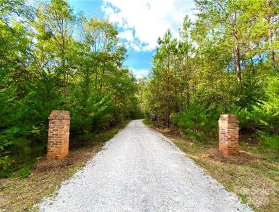 1386 Old Pinckney Road, House other with 2 bedrooms, 1 bathrooms and null parking in York SC | Image 2