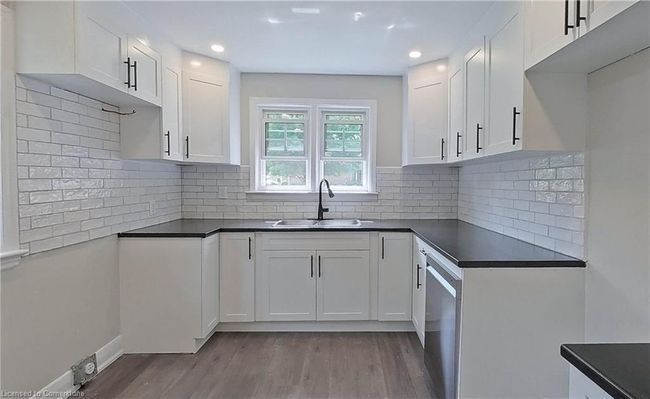 43 Dudhope Ave, House other with 4 bedrooms, 2 bathrooms and 6 parking in Cambridge ON | Image 16